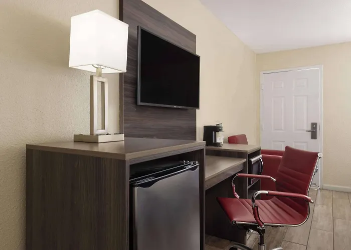 Hotel Ramada By Wyndham